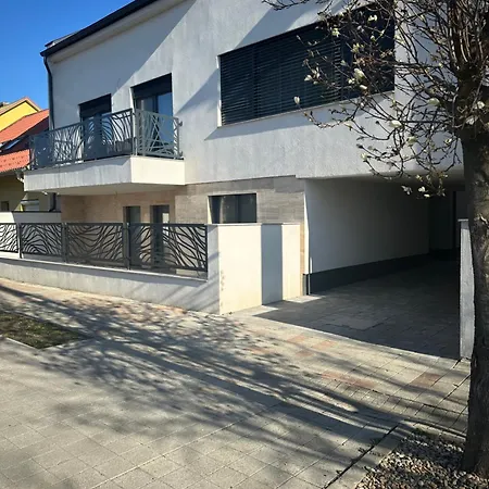 Rigo 아파트 Sárvár